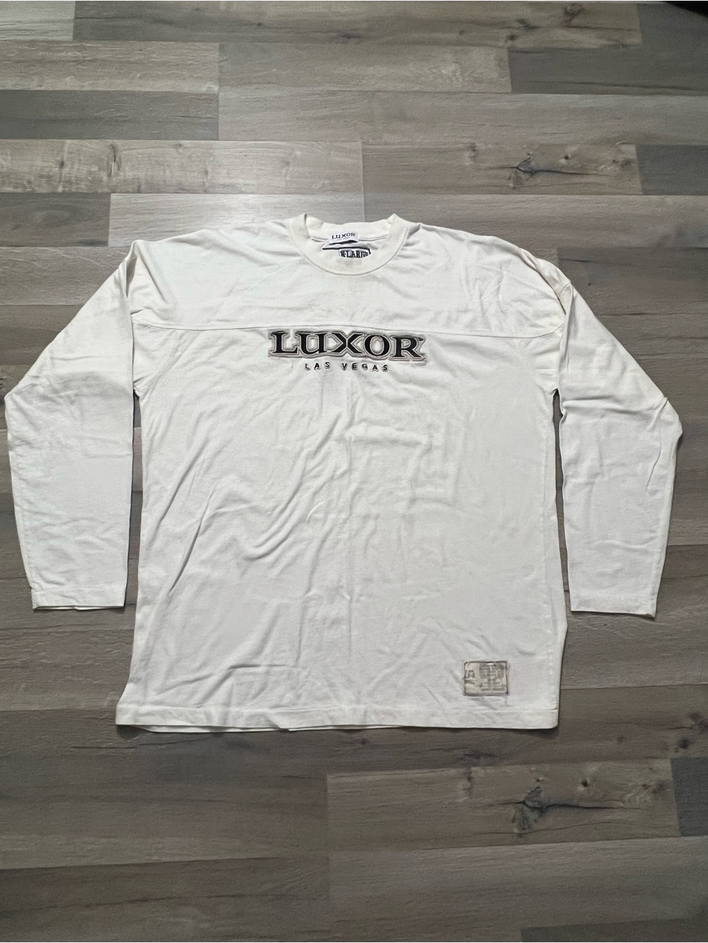 Vintage Luxor Las Vegas J America Long Sleeve Shirt XL Off White Heavyweight Y2K